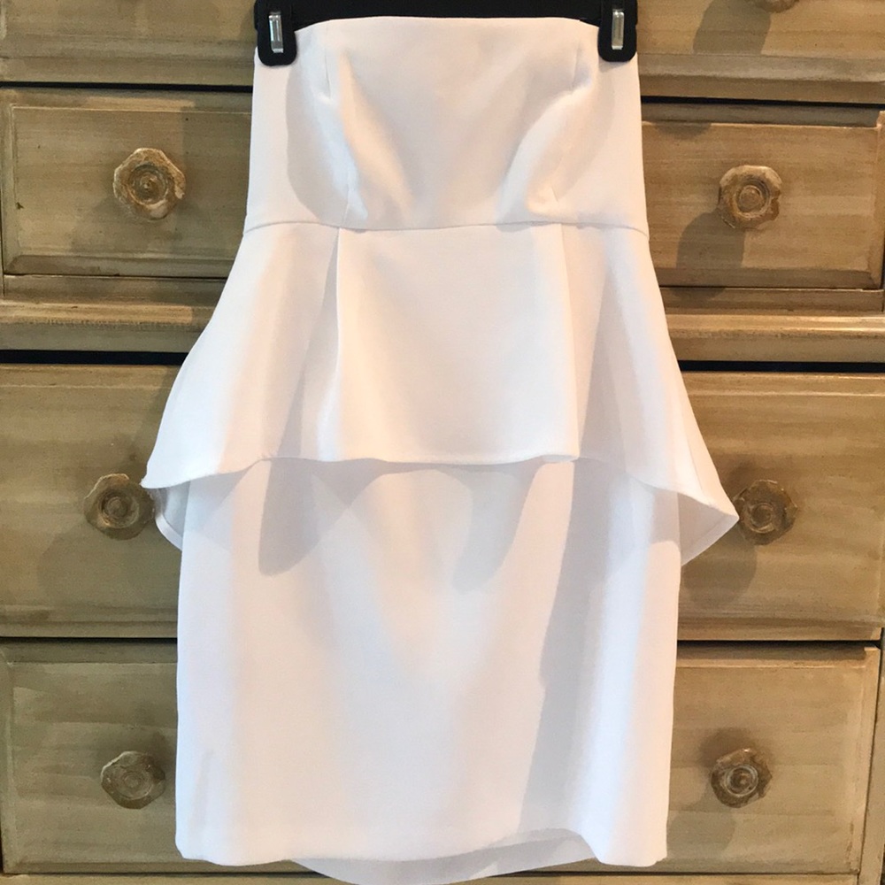 Gorgeous white peplum BCBG Dress